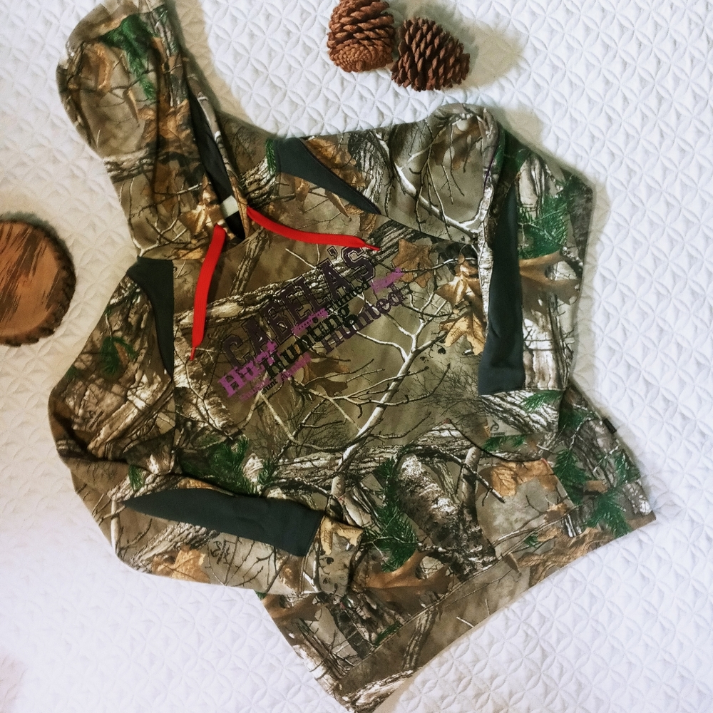 Cabela's Hooded Sweater